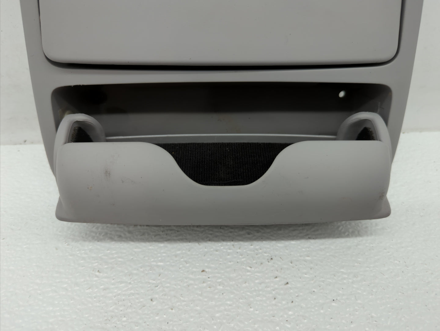 2007 Hyundai Santa Fe Overhead Roof Console - Oemusedautoparts1.com
