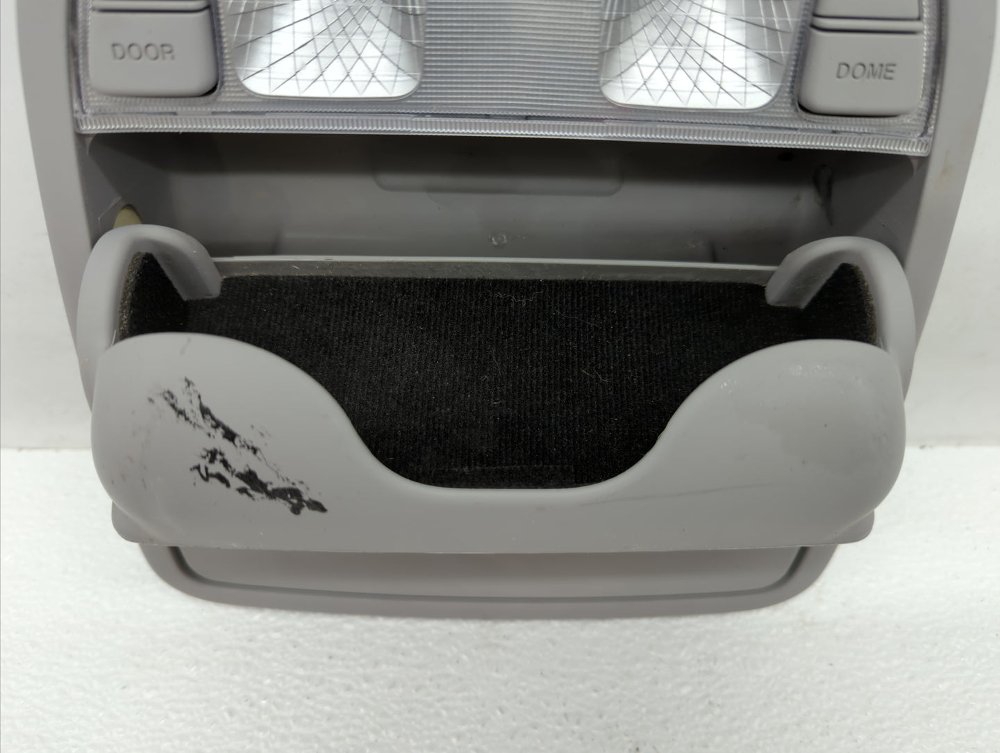 2007 Hyundai Santa Fe Overhead Roof Console - Oemusedautoparts1.com