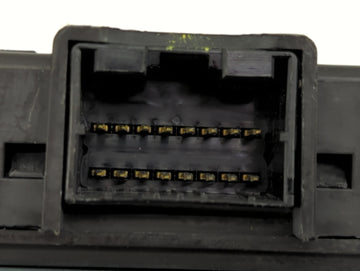 2007-2009 Hyundai Santa Fe Body Control Module Bcm Inner Cabin Fuse Box