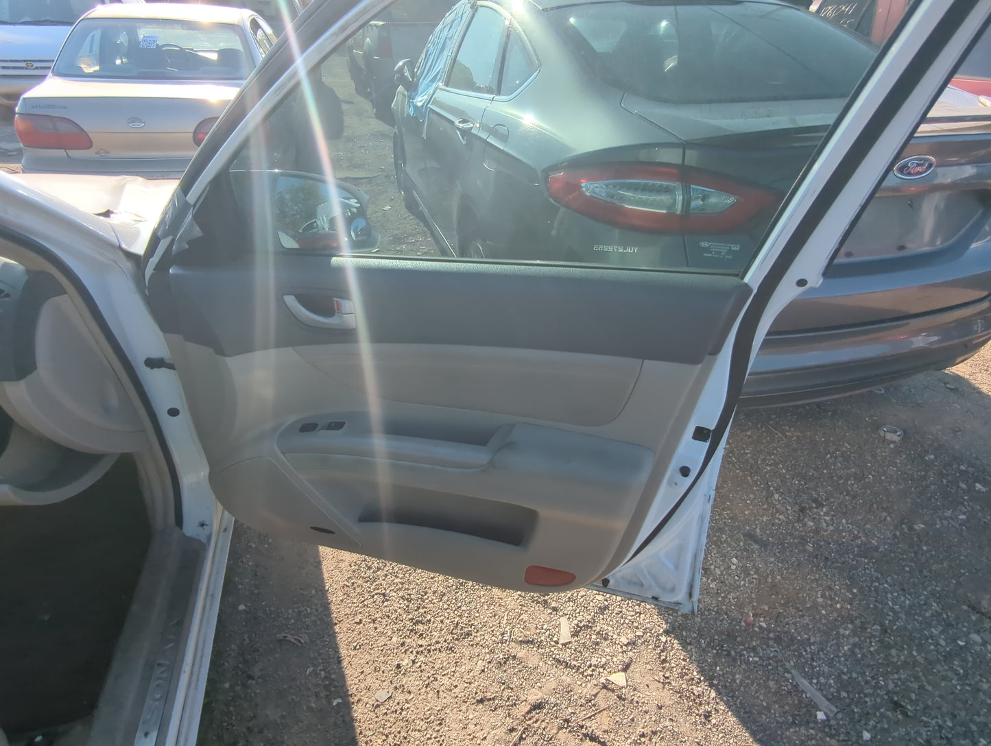 2007 Hyundai Sonata Front Right Passenger Interior Door Panel Trim - Oemusedautoparts1.com