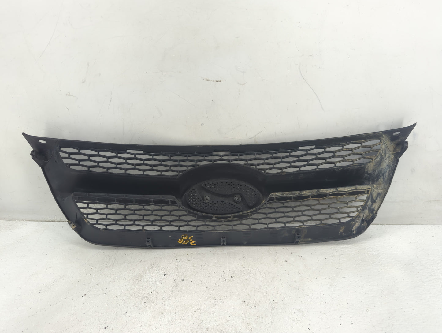 2006-2008 Hyundai Sonata Front Bumper Grille - Oemusedautoparts1.com