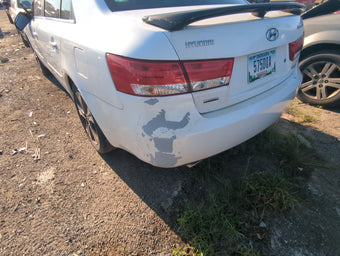compare product 2006-2008 Hyundai Sonata Rear Bumper Assembly Oem