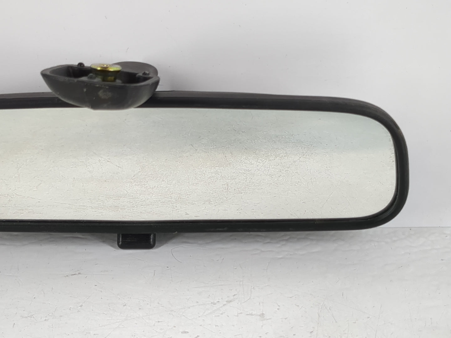 2006-2015 Hyundai Sonata Interior Rear View Mirror Replacement OEM P/N:E13010082 Fits OEM Used Auto Parts - Oemusedautoparts