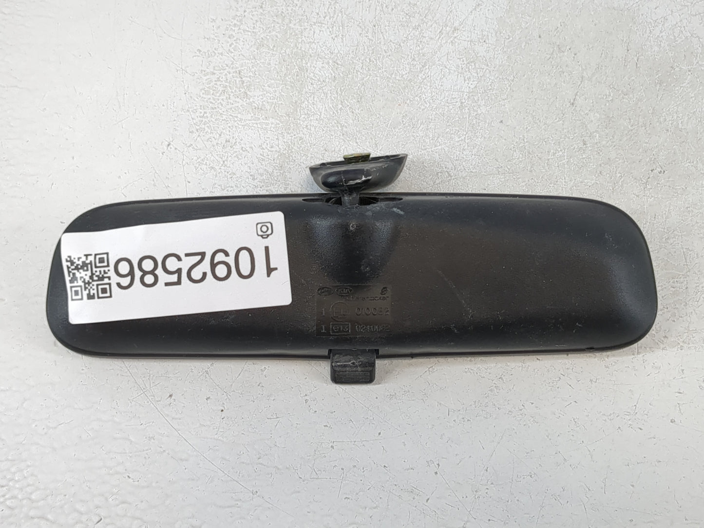 2006-2015 Hyundai Sonata Interior Rear View Mirror Replacement OEM P/N:E13010082 Fits OEM Used Auto Parts - Oemusedautoparts