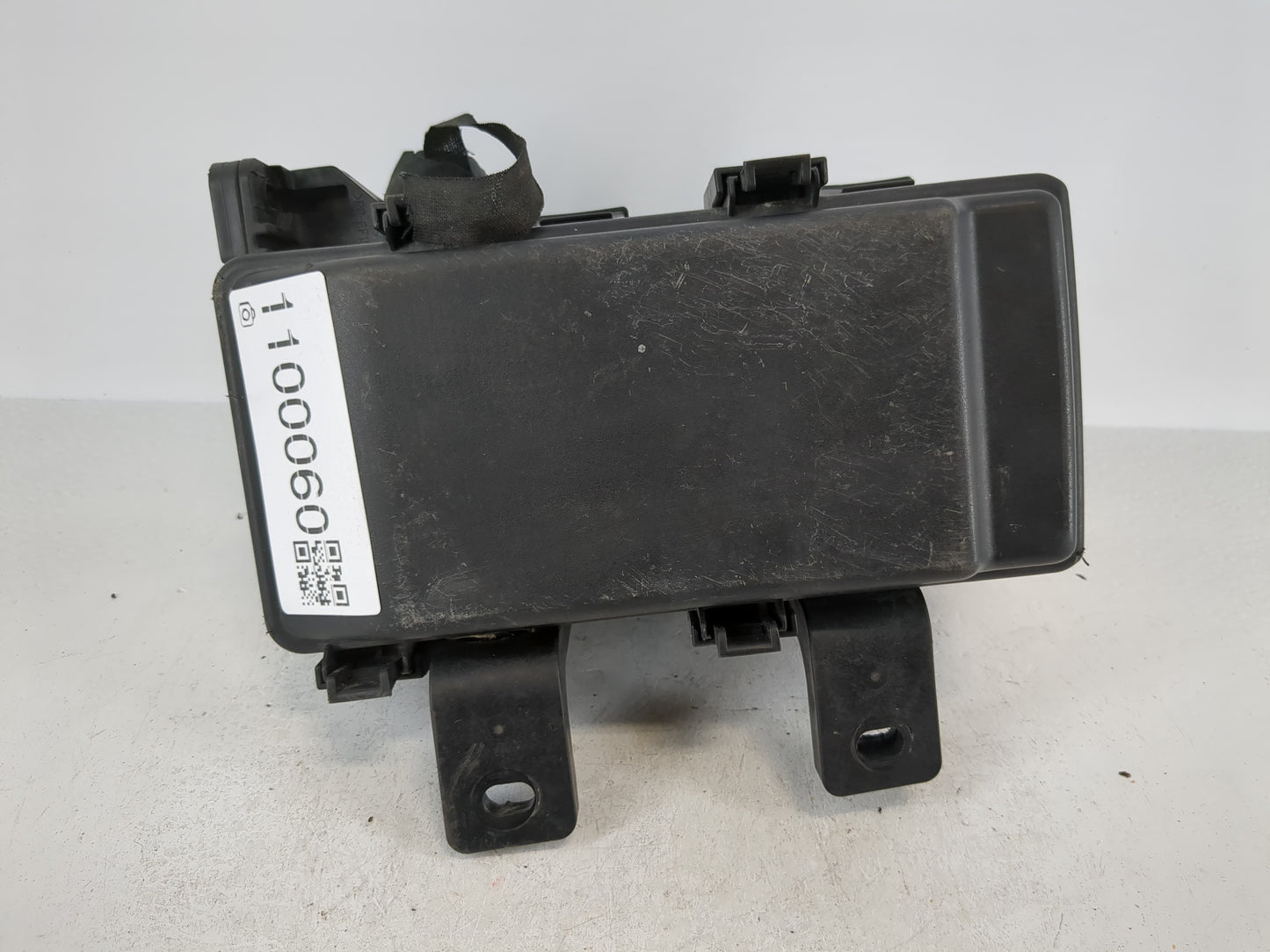 2006-2010 Hyundai Sonata Fusebox Fuse Box Panel Relay Module P/N:91950-3K540 Fits Fits 2006 2007 2008 2009 2010 OEM Used Aut