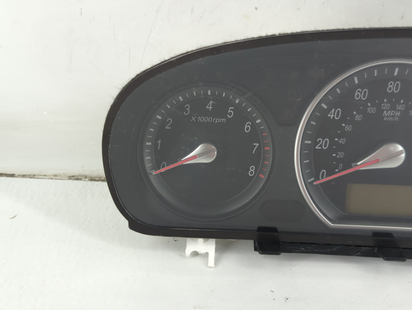 2006-2008 Hyundai Sonata Instrument Cluster Speedometer Gauges P/N:94001-0A110 Fits Fits 2006 2007 2008 OEM Used Auto Parts 