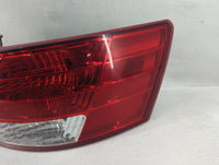 2006-2008 Hyundai Sonata Tail Light Assembly Passenger Right OEM P/N:92402-0A0 Fits Fits 2006 2007 2008 OEM Used Auto Parts 