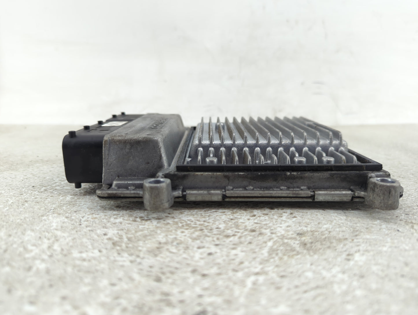 2006-2008 Hyundai Sonata PCM Engine Control Computer ECU ECM PCU OEM P/N:39100-25131 Fits Fits 2006 2007 2008 OEM Used Auto 