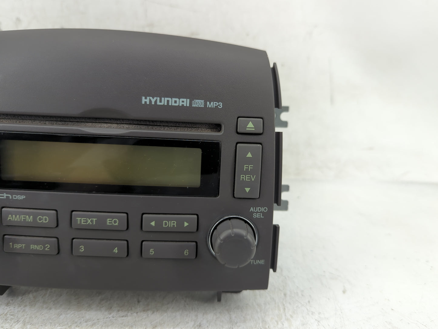 2006-2008 Hyundai Sonata Radio AM FM Cd Player Receiver Replacement Fits Fits 2006 2007 2008 OEM Used Auto Parts - Oemusedau