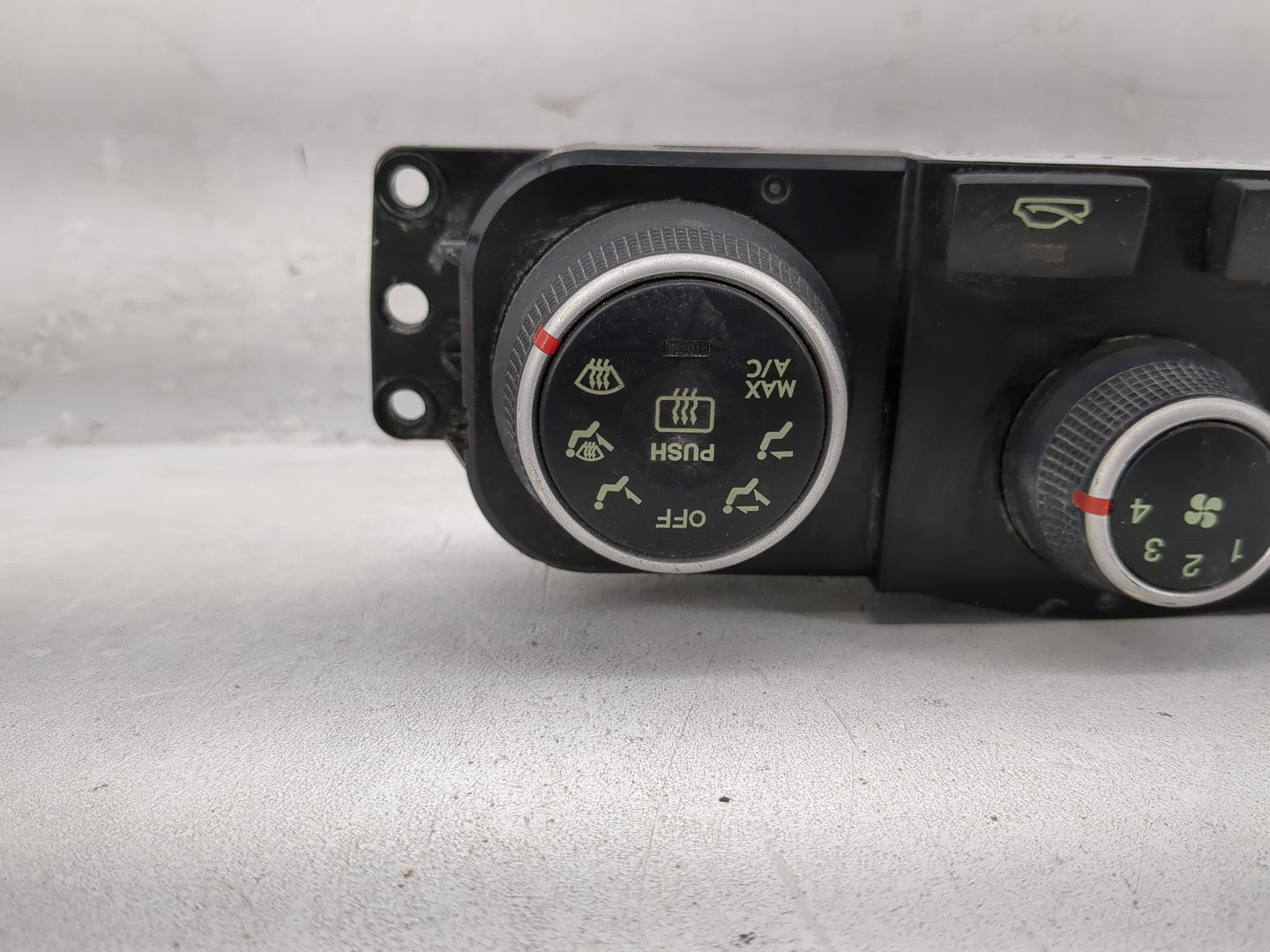 2006-2008 Hyundai Sonata Climate Control Module Temperature AC/Heater Replacement P/N:84742-3K000 Fits Fits 2006 2007 2008 O
