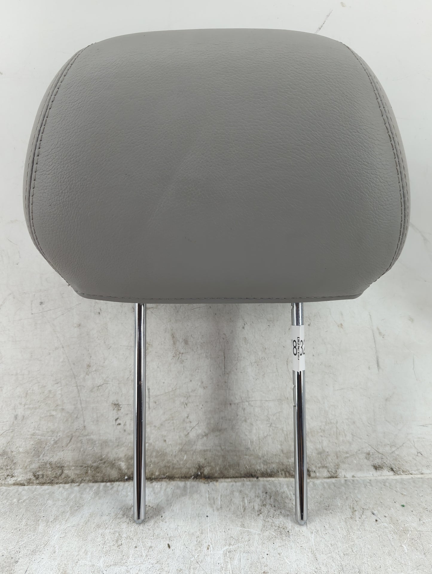 2006-2008 Hyundai Sonata Headrest Head Rest Front Driver Passenger Seat Fits Fits 2006 2007 2008 OEM Used Auto Parts - Oemus