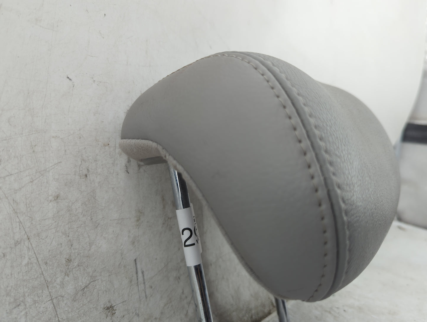 2006-2008 Hyundai Sonata Headrest Head Rest Front Driver Passenger Seat Fits Fits 2006 2007 2008 OEM Used Auto Parts - Oemus