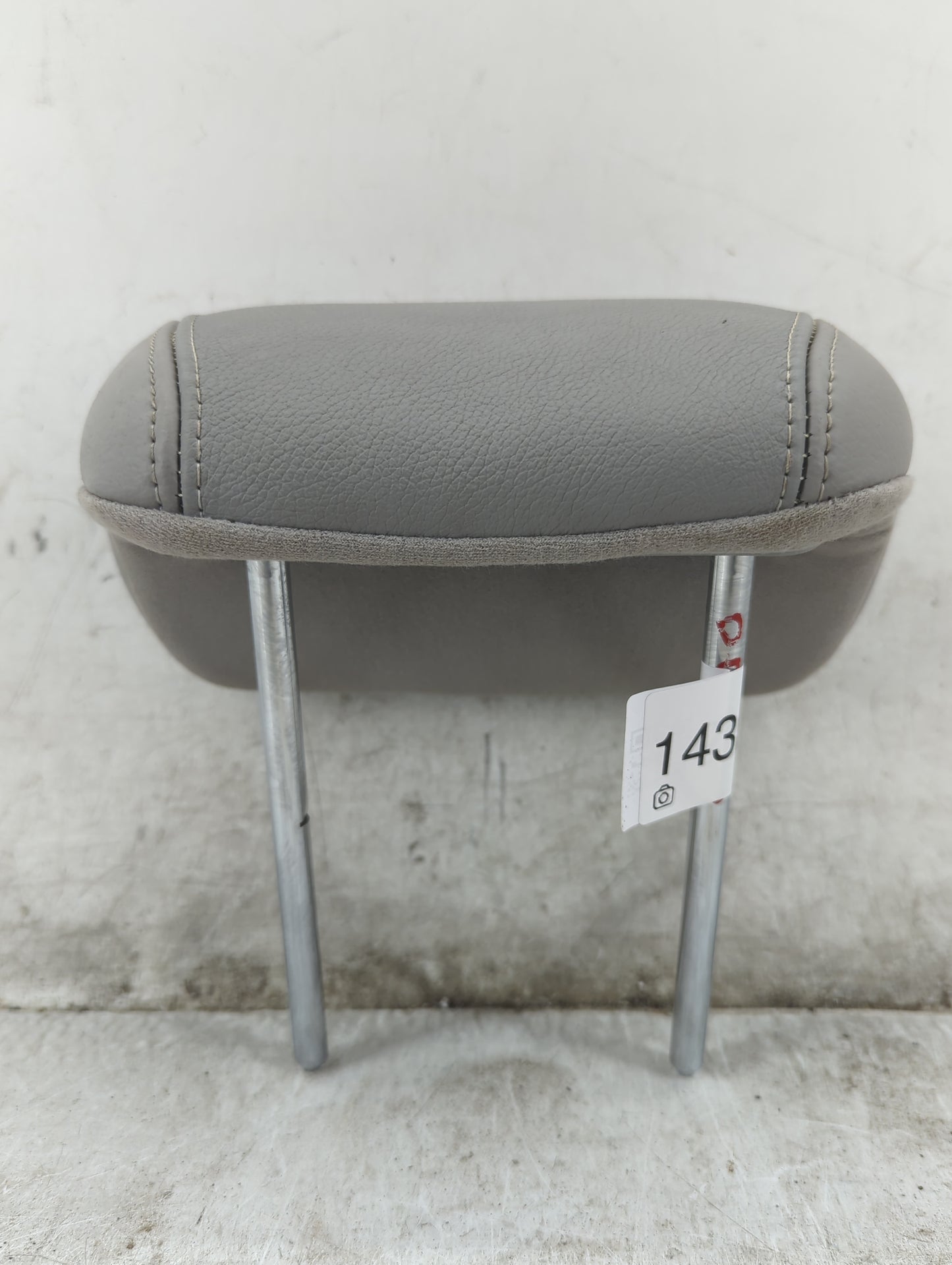 2006-2008 Hyundai Sonata Headrest Head Rest Front Driver Passenger Seat Fits Fits 2006 2007 2008 OEM Used Auto Parts - Oemus