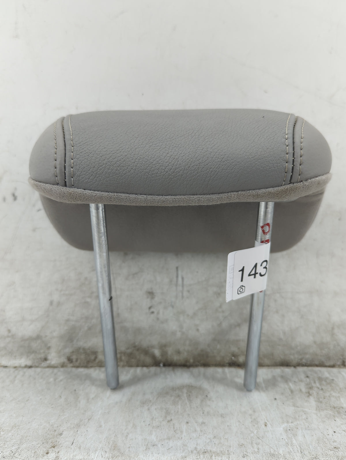 2007 Hyundai Sonata Headrest Head Rest Front Driver Passenger Seat Fits OEM Used Auto Parts - Oemusedautoparts1.com
