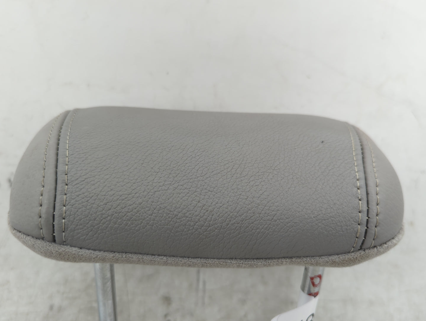 2006-2008 Hyundai Sonata Headrest Head Rest Front Driver Passenger Seat Fits Fits 2006 2007 2008 OEM Used Auto Parts - Oemus