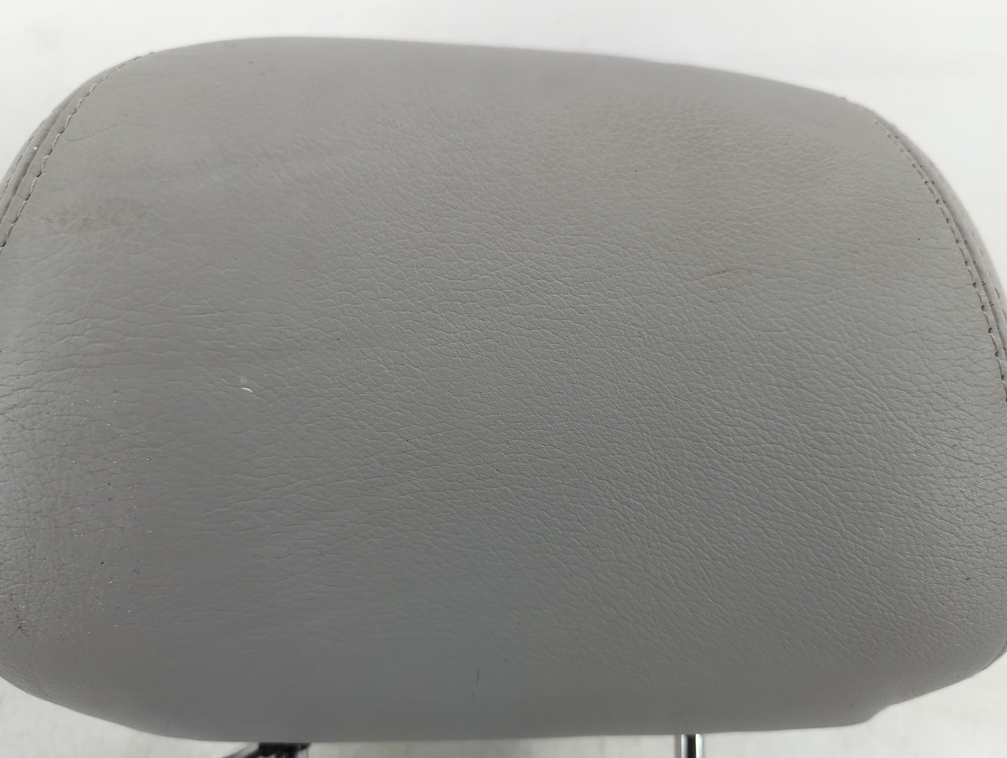 2006-2008 Hyundai Sonata Headrest Head Rest Front Driver Passenger Seat Fits Fits 2006 2007 2008 OEM Used Auto Parts - Oemus