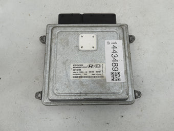 compare product 2006-2008 Hyundai Sonata PCM Engine Control Computer ECU ECM PCU OEM P/N:NFD7C4CM2A 5WY4279B, 39100-25131 Fits Fits 2006 2007 2008 OEM Used Auto Parts