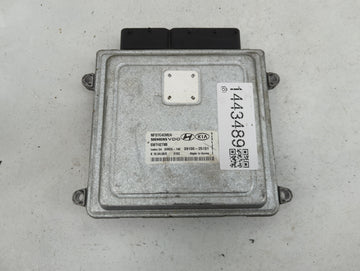 2006-2008 Hyundai Sonata PCM Engine Control Computer ECU ECM PCU OEM P/N:NFD7C4CM2A 5WY4279B, 39100-25131 Fits Fits 2006 200