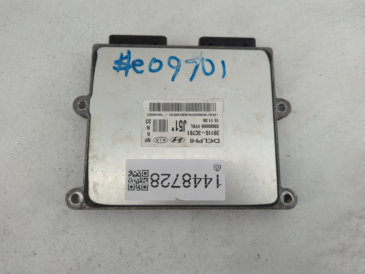 2006-2008 Hyundai Sonata PCM Engine Control Computer ECU ECM PCU OEM P/N:39110-3C761 Fits Fits 2006 2007 2008 OEM Used Auto 