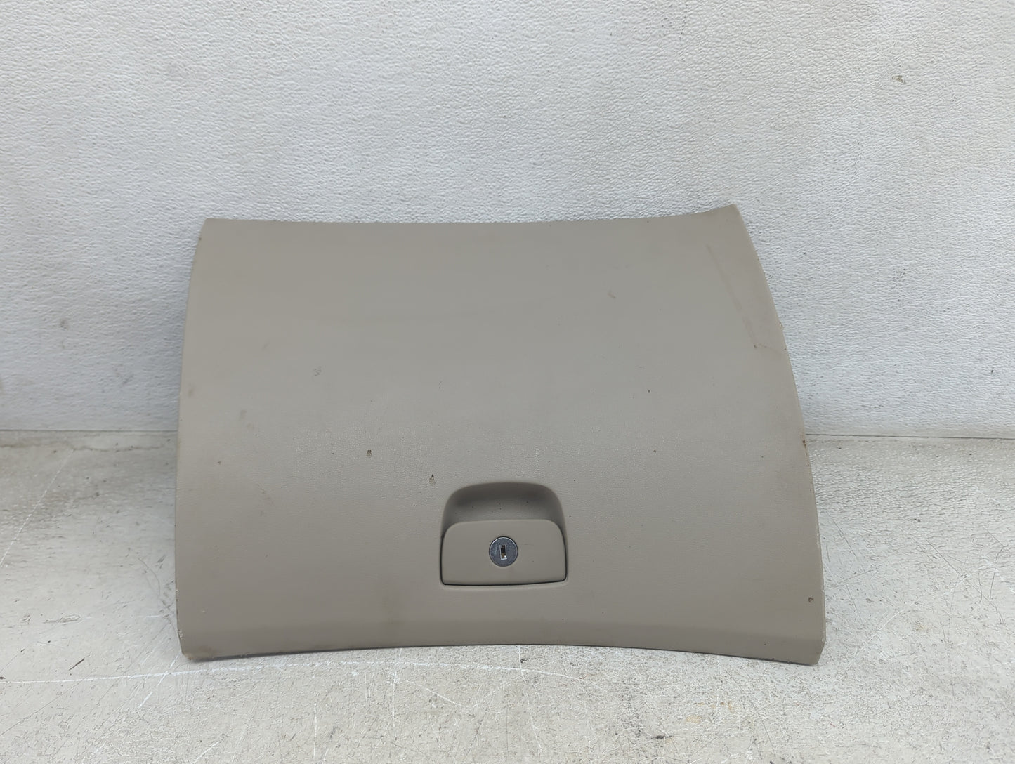 2007 Hyundai Sonata Passenger Glove Box Door Storage Compartment Beige - Oemusedautoparts1.com