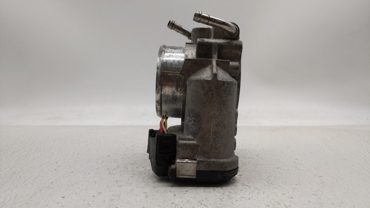 2006-2010 Hyundai Sonata Throttle Body P/N:35100-25400 35100-25200 Fits Fits 2006 2007 2008 2009 2010 2011 2012 2013 OEM Use