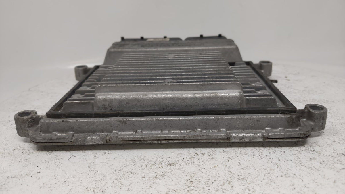 2006-2008 Hyundai Sonata PCM Engine Control Computer ECU ECM PCU OEM P/N:39100-25131 Fits 2006 2007 2008 OEM Used Auto Parts