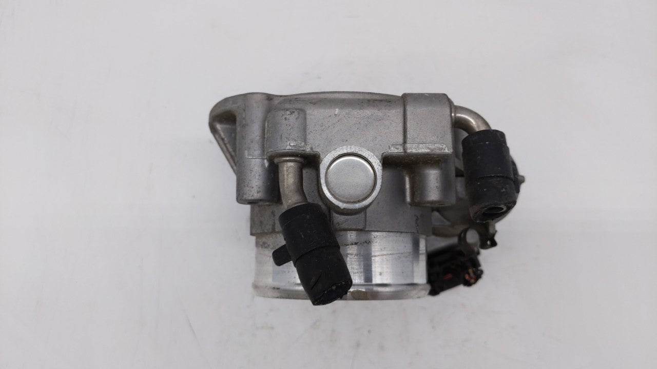 2006-2010 Hyundai Sonata Throttle Body P/N:35100-25400 35100-25200 Fits Fits 2006 2007 2008 2009 2010 2011 2012 2013 OEM Use