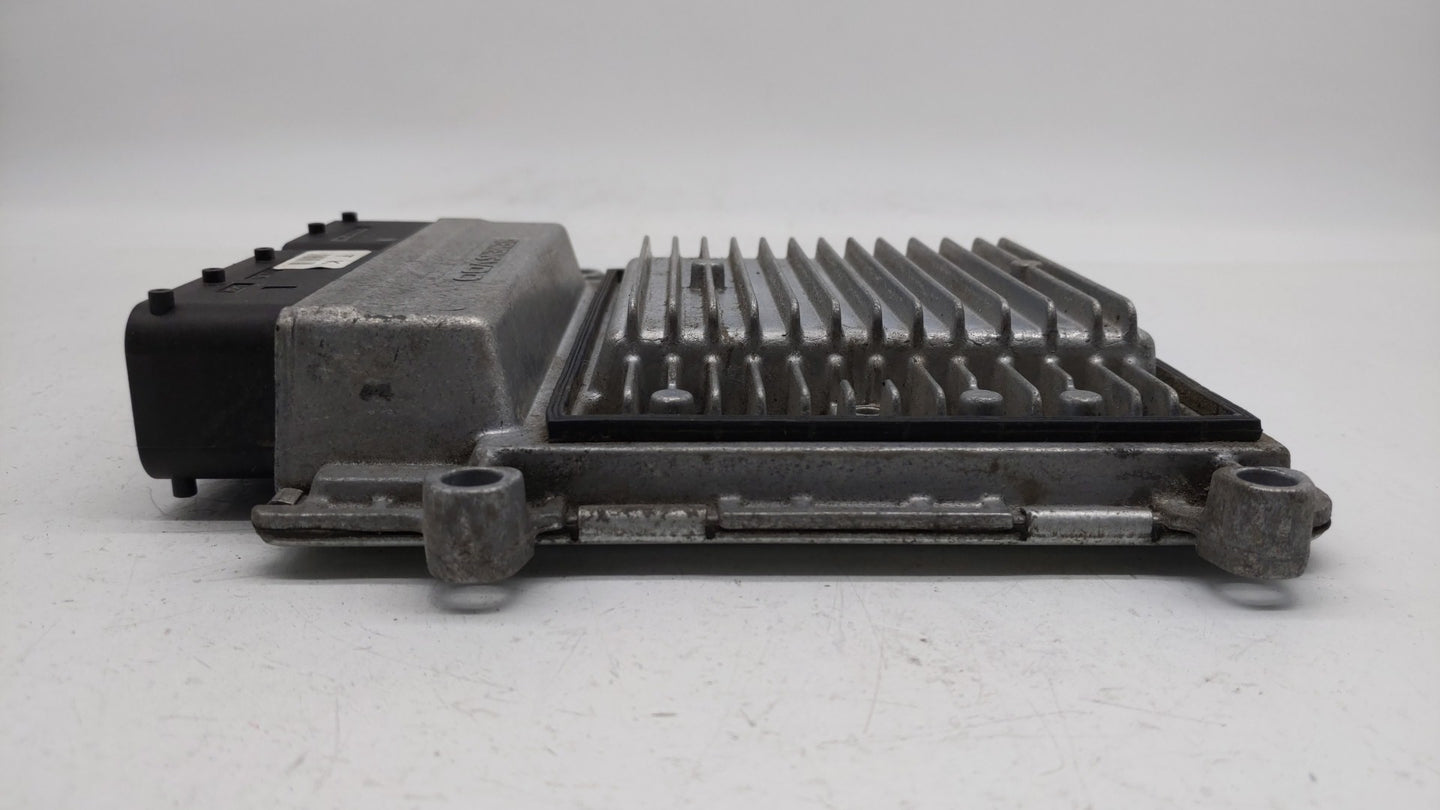 2006-2008 Hyundai Sonata PCM Engine Control Computer ECU ECM PCU OEM P/N:39100-25131 39100-25135 Fits Fits 2006 2007 2008 OE