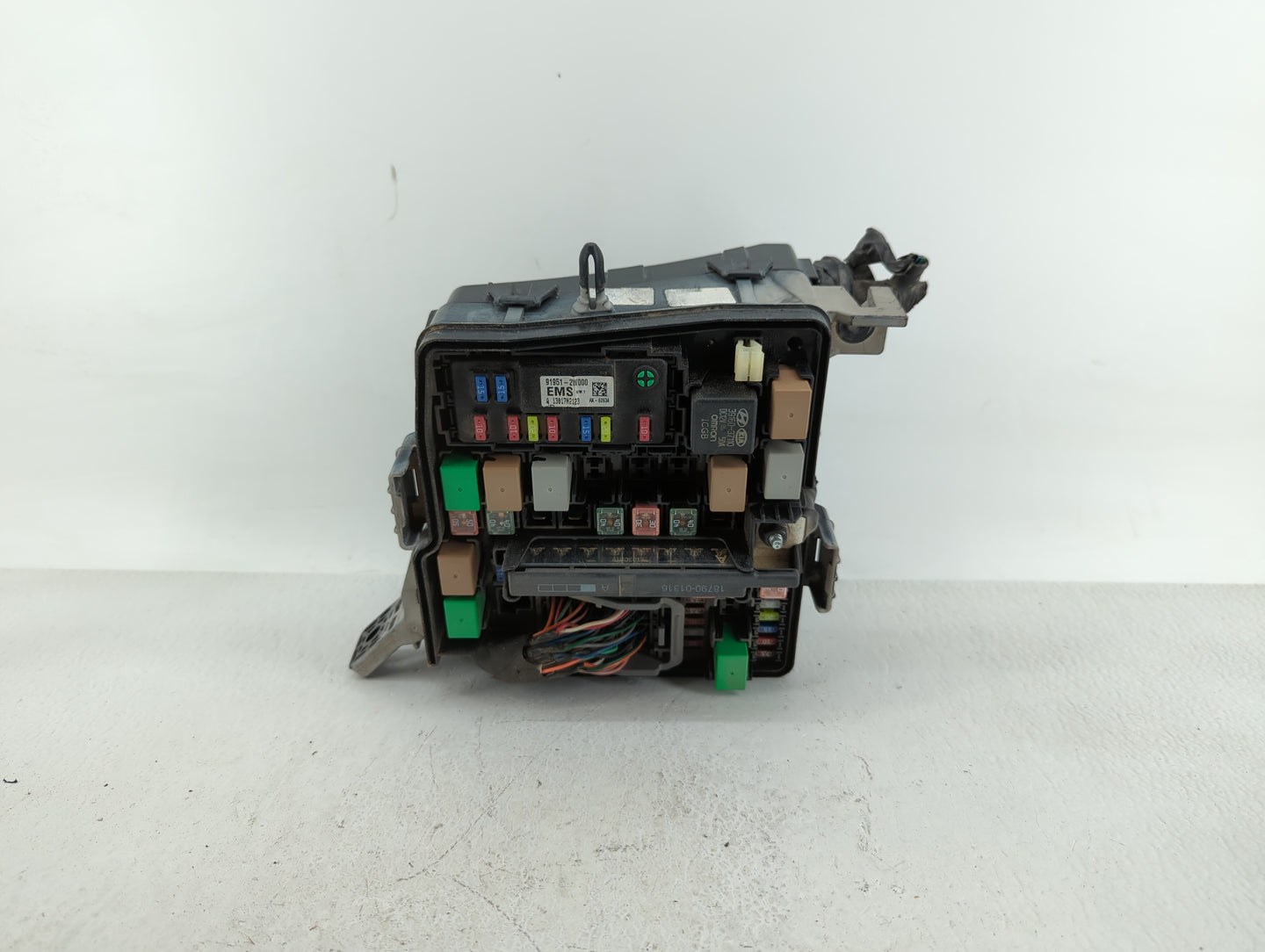 2006-2010 Hyundai Sonata Fusebox Fuse Box Panel Relay Module P/N:91951-2W000 91950-3K540 Fits Fits 2006 2007 2008 2009 2010 