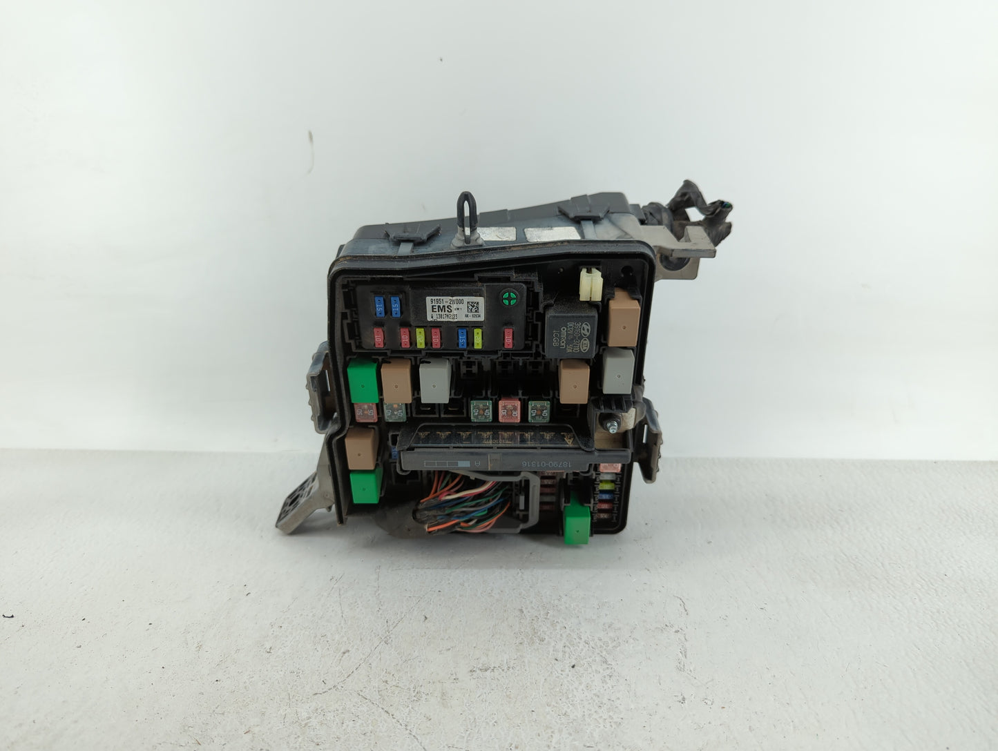 2006-2010 Hyundai Sonata Fusebox Fuse Box Panel Relay Module P/N:91951-2W000 91950-3K540 Fits Fits 2006 2007 2008 2009 2010 