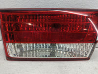 2006-2008 Hyundai Sonata Tail Light Assembly Passenger Right OEM P/N:92404-0A0 Fits Fits 2006 2007 2008 OEM Used Auto Parts 
