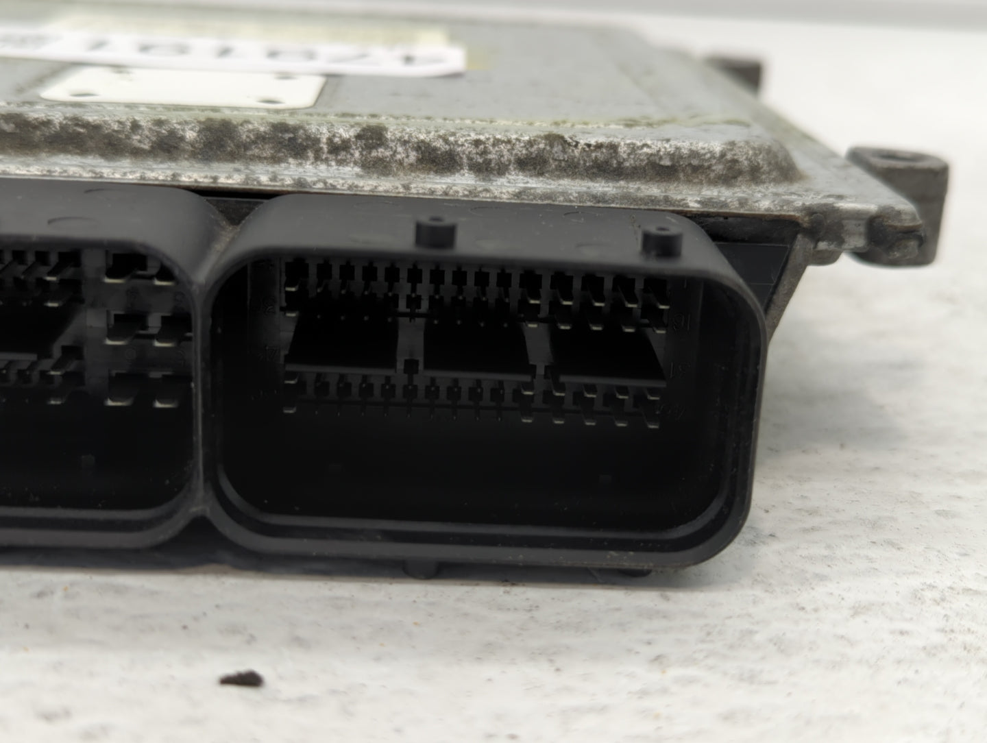 2006-2008 Hyundai Sonata PCM Engine Control Computer ECU ECM PCU OEM P/N:39100-25131 39100-25135 Fits Fits 2006 2007 2008 OE