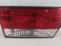 2006-2008 Hyundai Sonata Tail Light Assembly Passenger Right OEM P/N:92404-0A0 Fits Fits 2006 2007 2008 OEM Used Auto Parts 