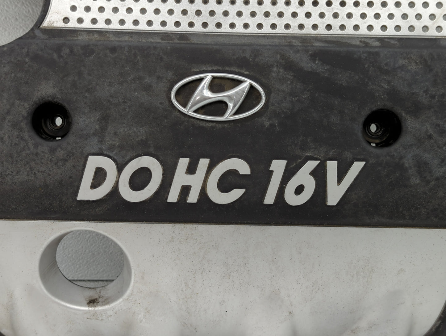2007 Hyundai Sonata Engine Cover - Oemusedautoparts1.com