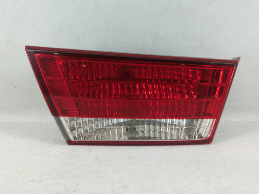 2006-2008 Hyundai Sonata Tail Light Assembly Driver Left OEM P/N:62403-0A0 Fits Fits 2006 2007 2008 OEM Used Auto Parts - Oe