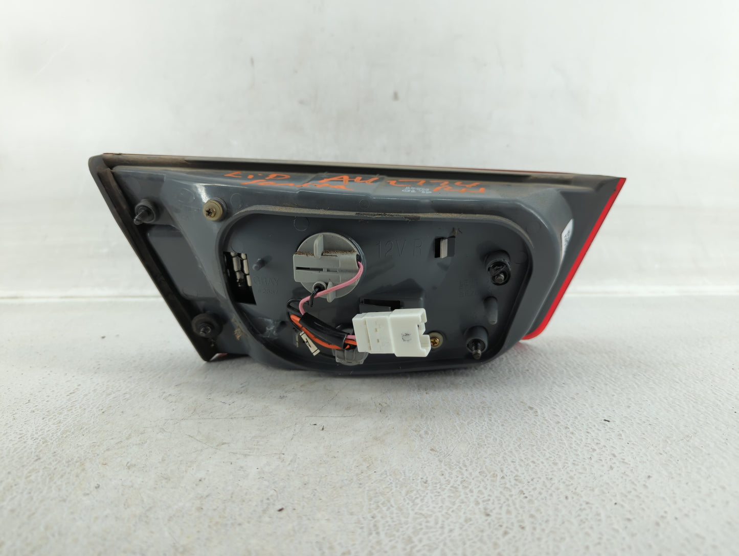 2006-2008 Hyundai Sonata Tail Light Assembly Passenger Right OEM P/N:92404-0A0 Fits Fits 2006 2007 2008 OEM Used Auto Parts 