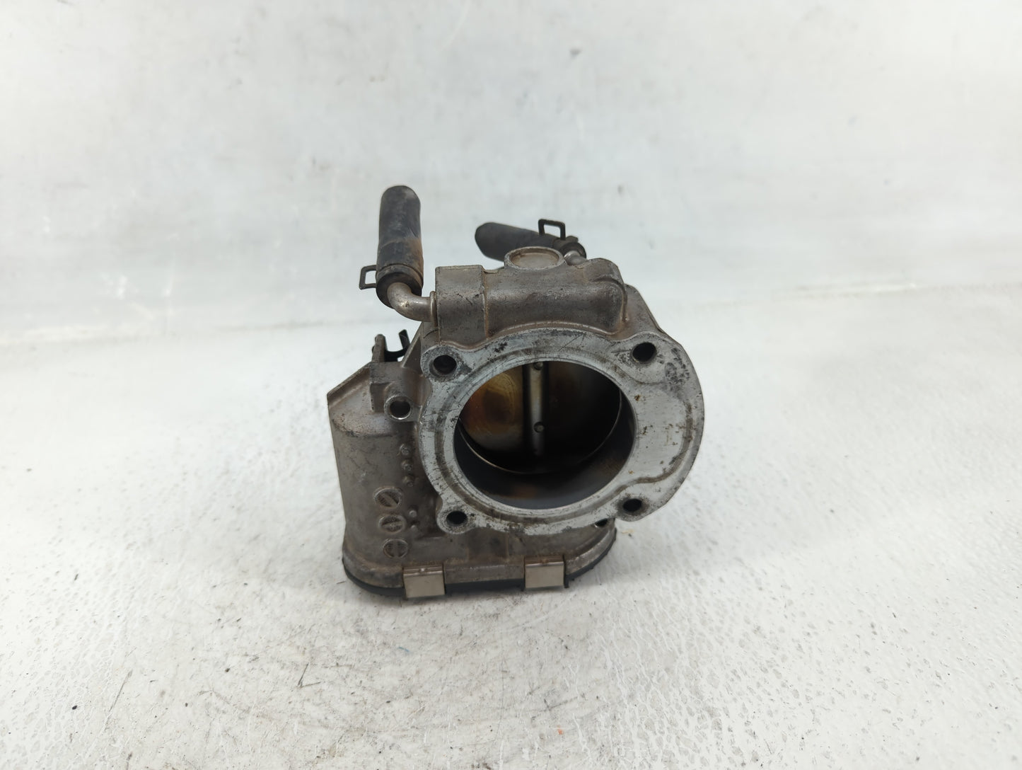 2006-2010 Hyundai Sonata Throttle Body P/N:35100-25200 Fits Fits 2006 2007 2008 2009 2010 2011 2012 2013 OEM Used Auto Parts