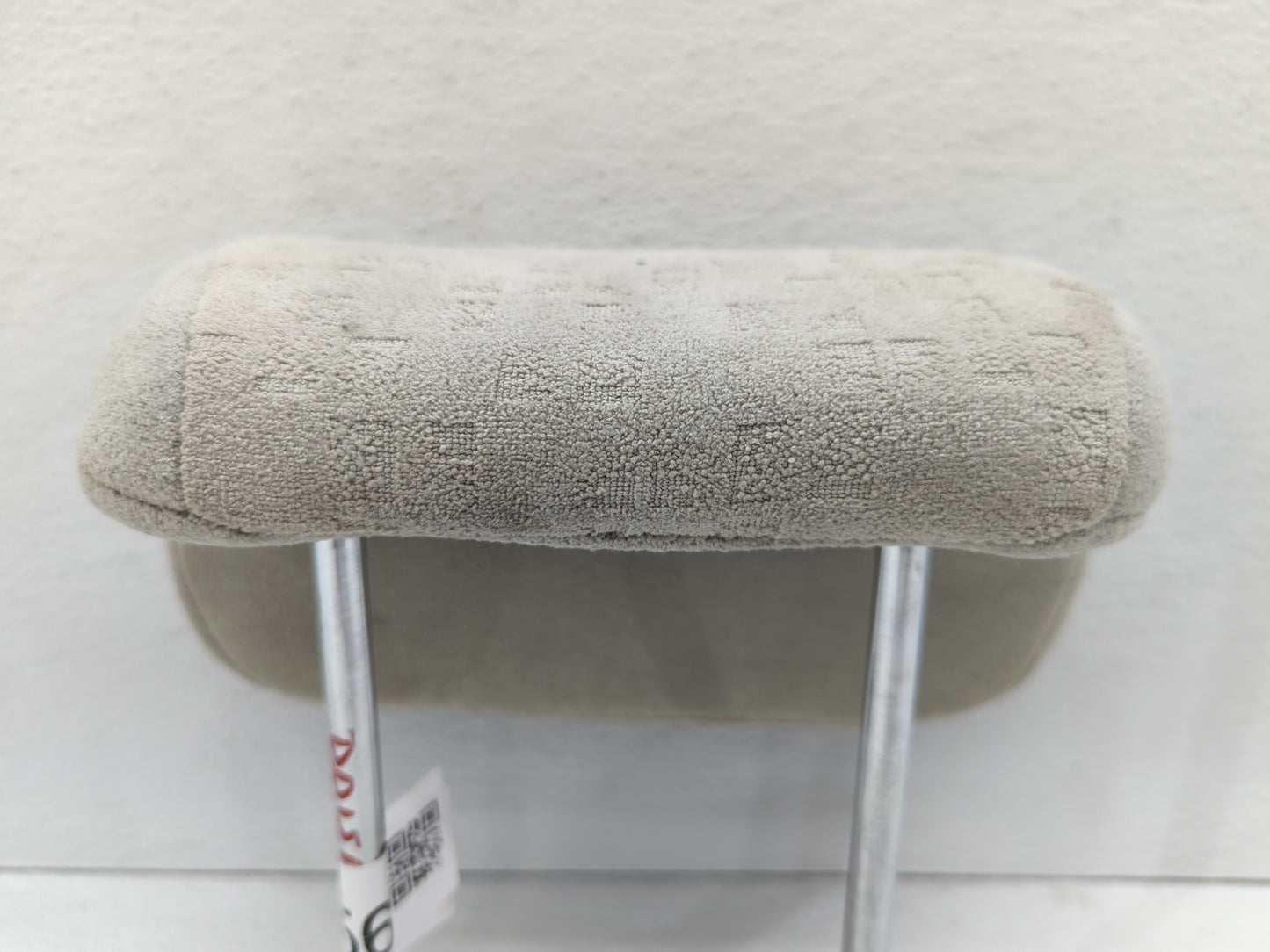 2006-2008 Hyundai Sonata Headrest Head Rest Front Driver Passenger Seat Fits Fits 2006 2007 2008 OEM Used Auto Parts - Oemus