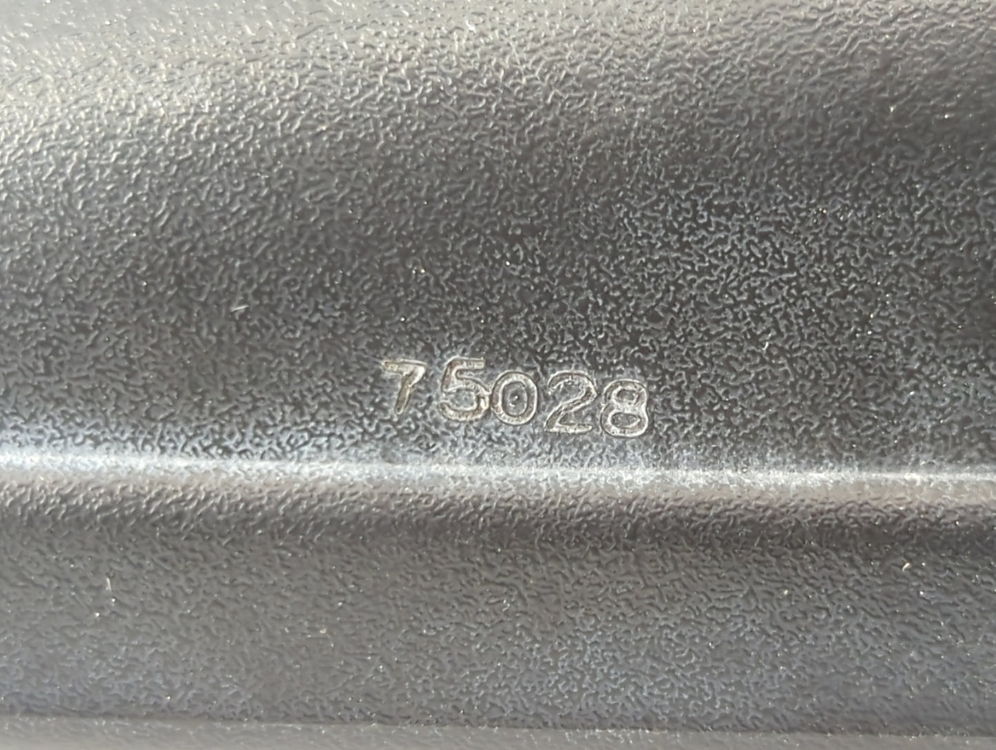 2006-2015 Hyundai Sonata Interior Rear View Mirror Replacement OEM P/N:E13010082 Fits OEM Used Auto Parts - Oemusedautoparts