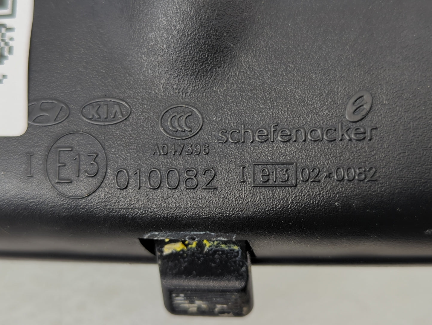 2006-2015 Hyundai Sonata Interior Rear View Mirror Replacement OEM P/N:E13010082 Fits OEM Used Auto Parts - Oemusedautoparts