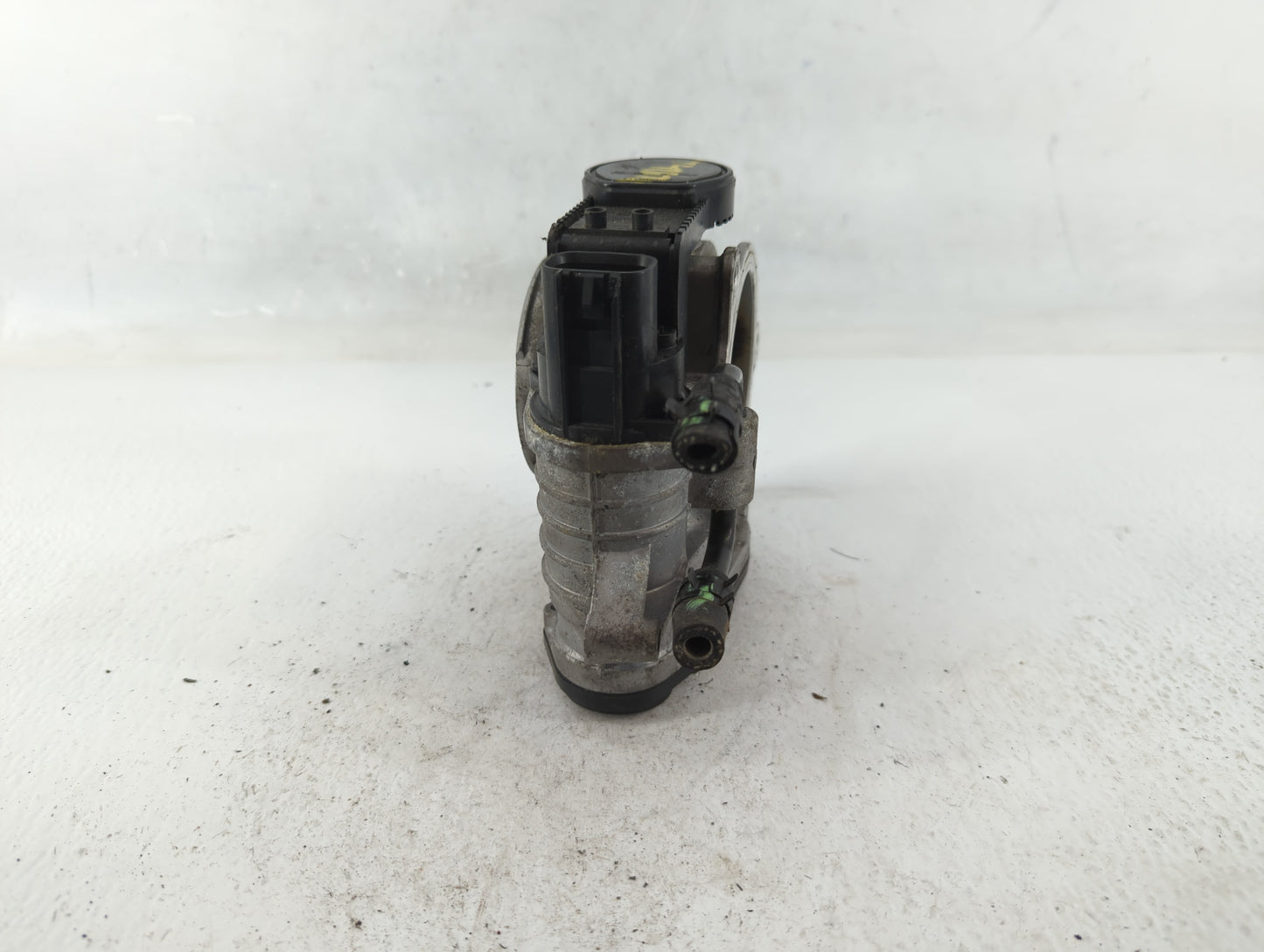 2006-2010 Hyundai Sonata Throttle Body P/N:17203021 35100-3C200 Fits Fits 2006 2007 2008 2009 2010 2011 2012 OEM Used Auto P
