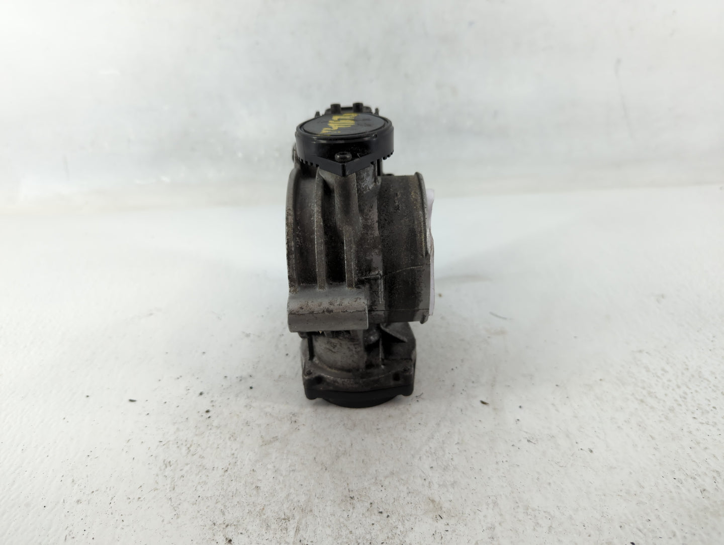 2006-2010 Hyundai Sonata Throttle Body P/N:17203021 35100-3C200 Fits Fits 2006 2007 2008 2009 2010 2011 2012 OEM Used Auto P