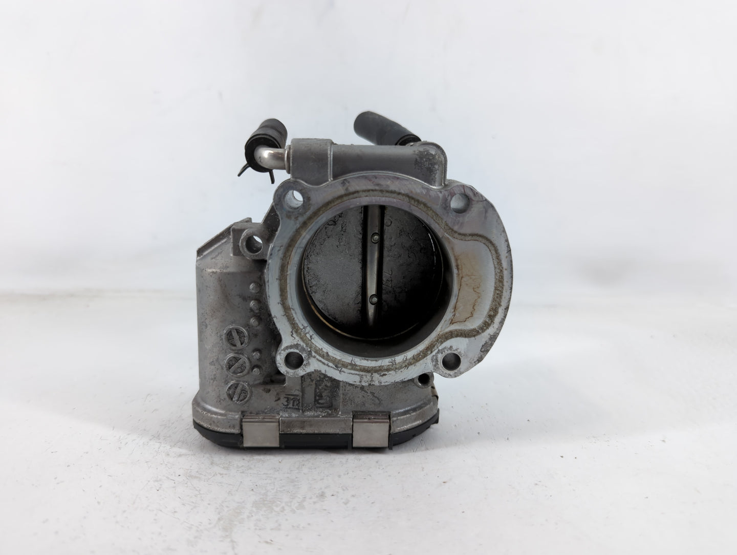 2006-2010 Hyundai Sonata Throttle Body P/N:35100-25200 Fits Fits 2006 2007 2008 2009 2010 2011 2012 2013 OEM Used Auto Parts