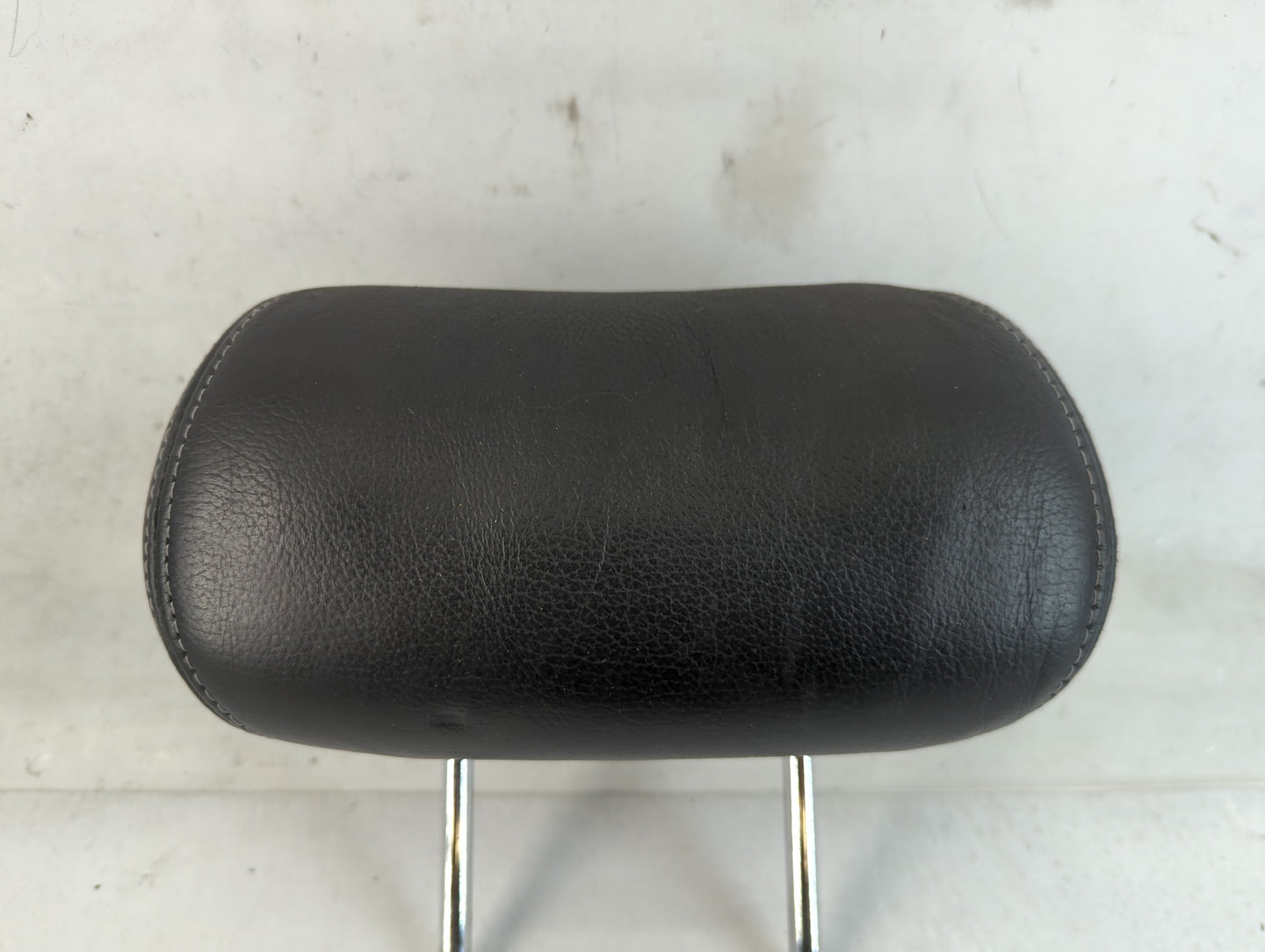 2006-2008 Hyundai Sonata Headrest Head Rest Rear Seat Fits Fits 2006 2007 2008 OEM Used Auto Parts - Oemusedautoparts1.com