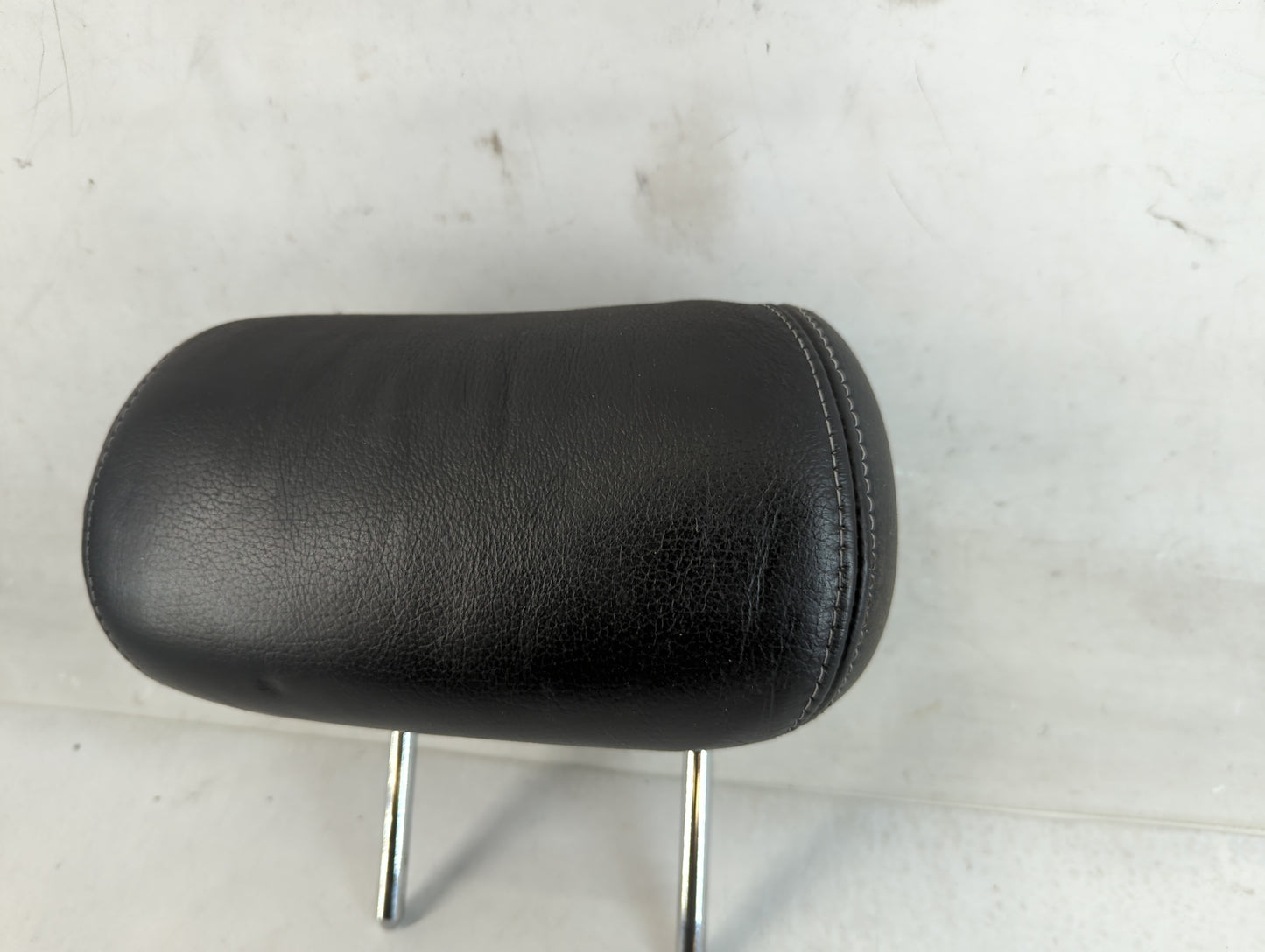 2006-2008 Hyundai Sonata Headrest Head Rest Rear Seat Fits Fits 2006 2007 2008 OEM Used Auto Parts - Oemusedautoparts1.com
