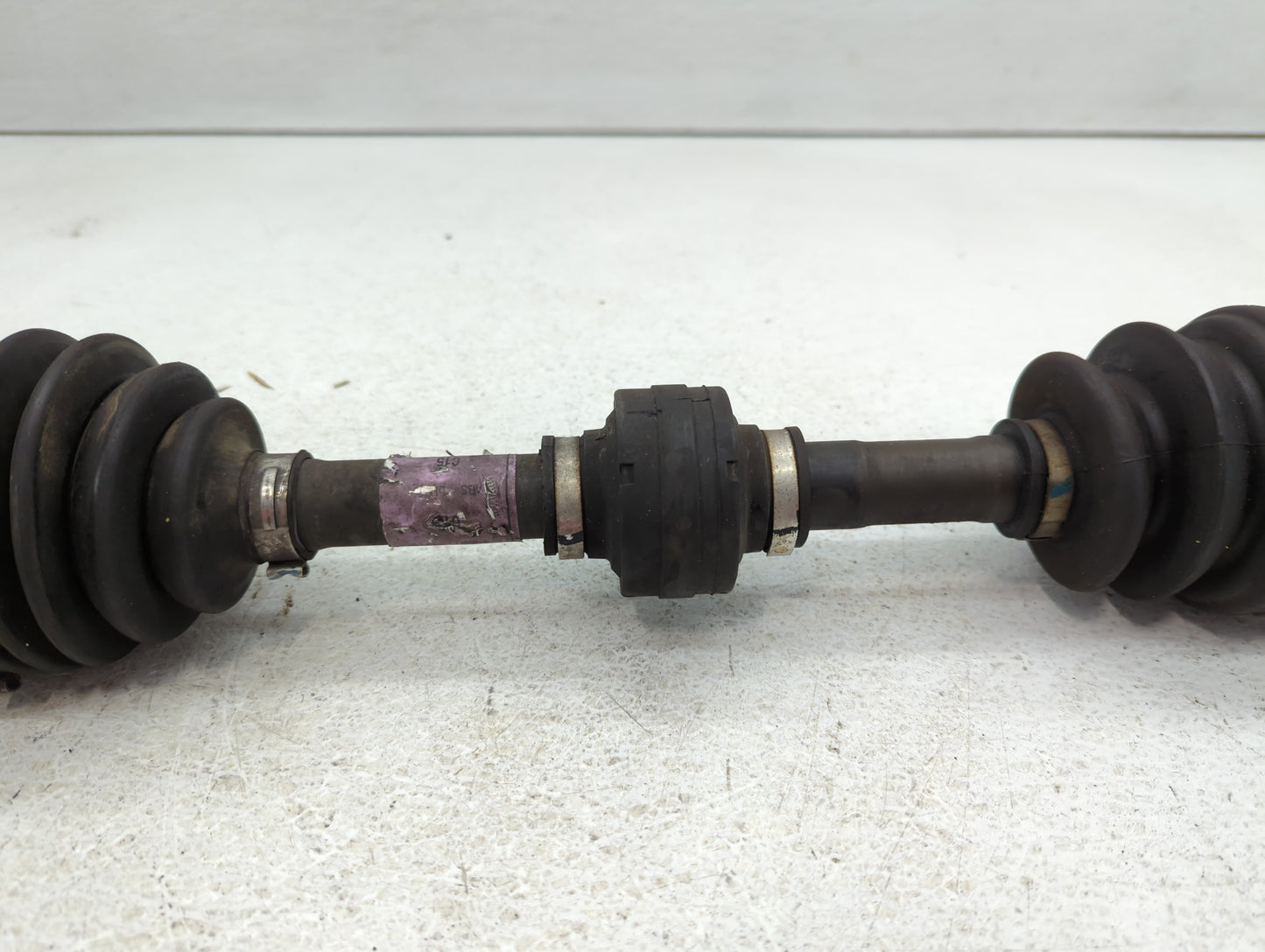 2005-2008 Hyundai Tiburon Axle Shaft Front Driver Cv C/v - Oemusedautoparts1.com