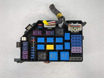 2005-2009 Hyundai Tucson Fusebox Fuse Box Panel Relay Module P/N:91219 2E041 Fits Fits 2005 2006 2007 2008 2009 OEM Used Auto Parts