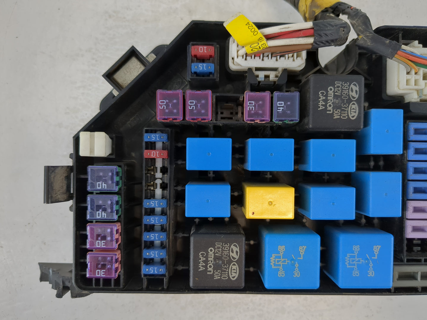 2005-2009 Hyundai Tucson Fusebox Fuse Box Panel Relay Module P/N:91219 2E041 Fits Fits 2005 2006 2007 2008 2009 OEM Used Aut