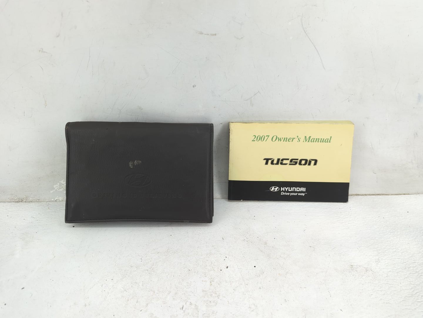 2007 Hyundai Tucson Owners Manual Book Guide P/N:A2E0-EU68C OEM Used Auto Parts - Oemusedautoparts1.com