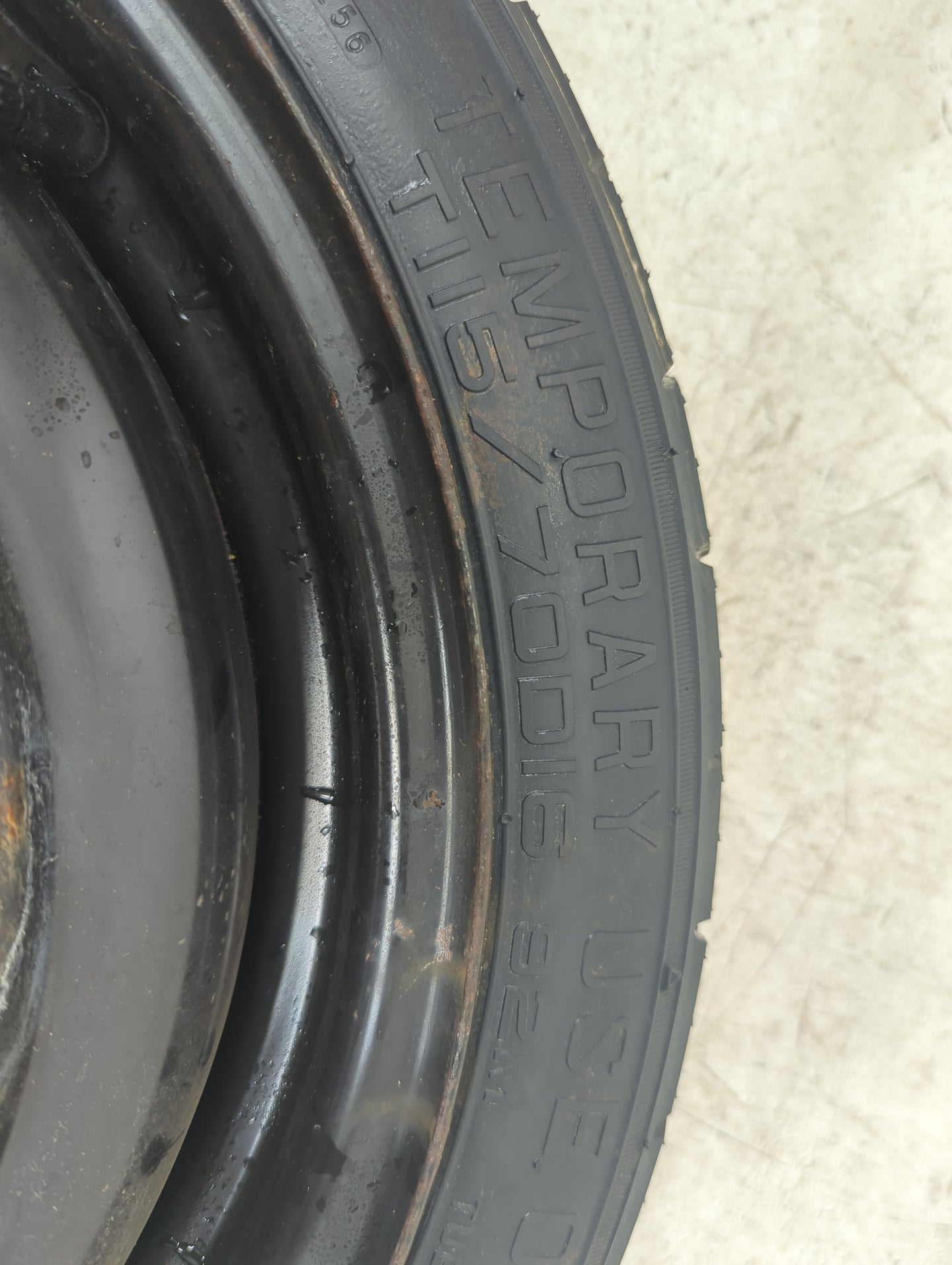 2006-2015 Hyundai Tucson Spare Donut Tire Wheel Rim Oem 1120374 - Oemusedautoparts1.com